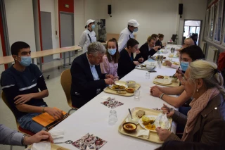 Manger local : les jeunes ont de l'appétit